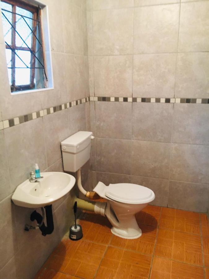 Nseleni 30 Nine Guesthouse מראה חיצוני תמונה